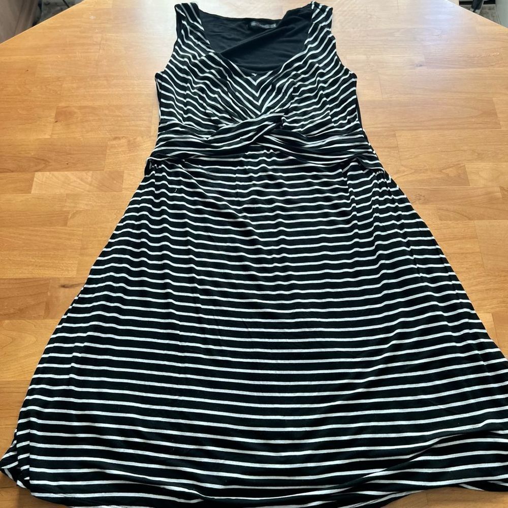 STORK & BEBE BLACK AND WHITE STRIPED maternity dress medium